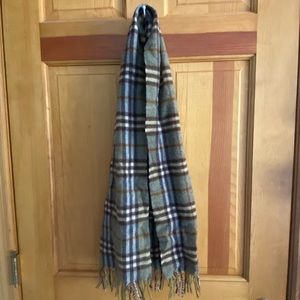 Green plaid Burberry scarf